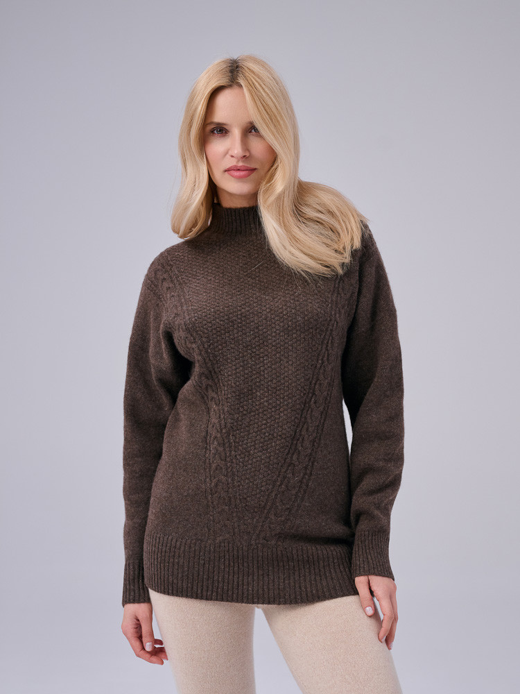 Sweter z wełny owczej z motywem plecionki
