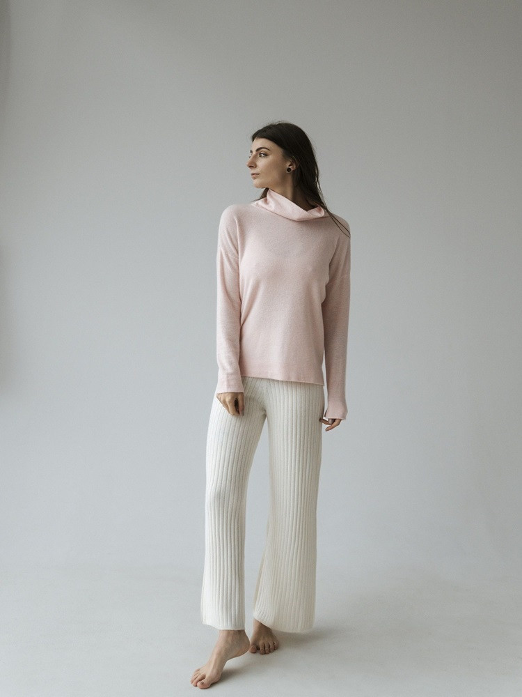 Sweter kaszmirowy z golfem