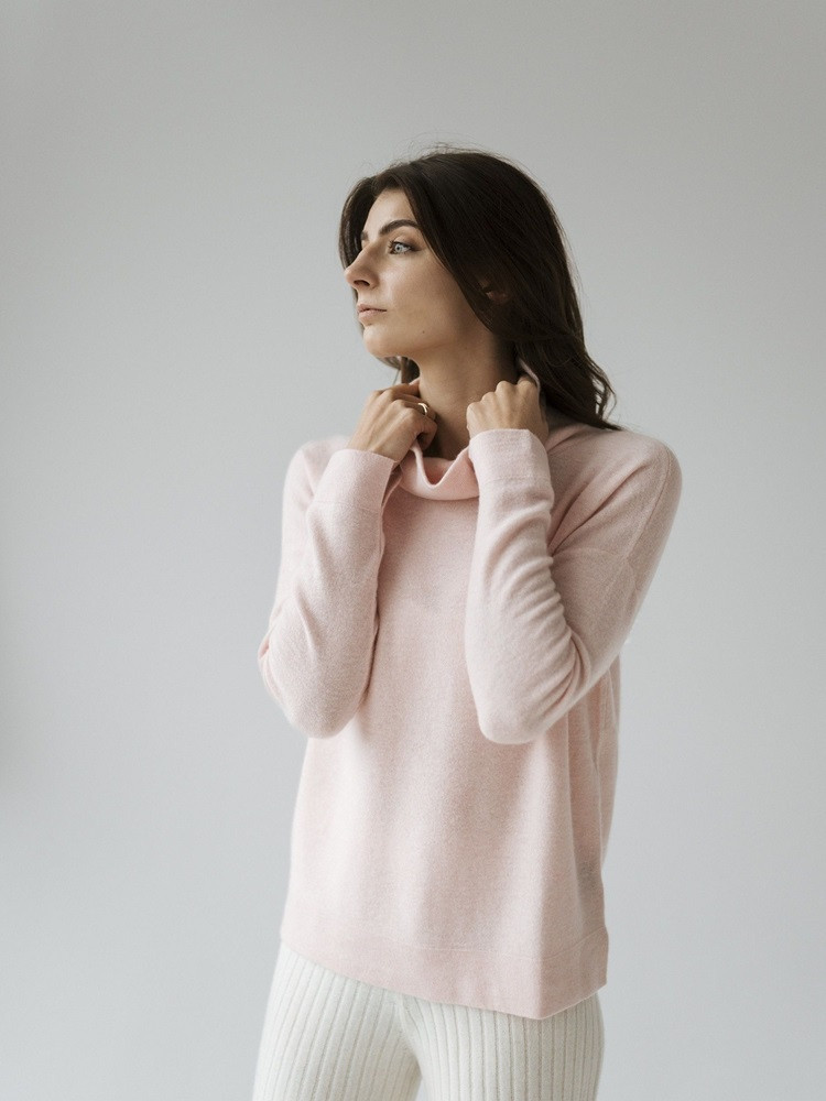 Sweter kaszmirowy z golfem