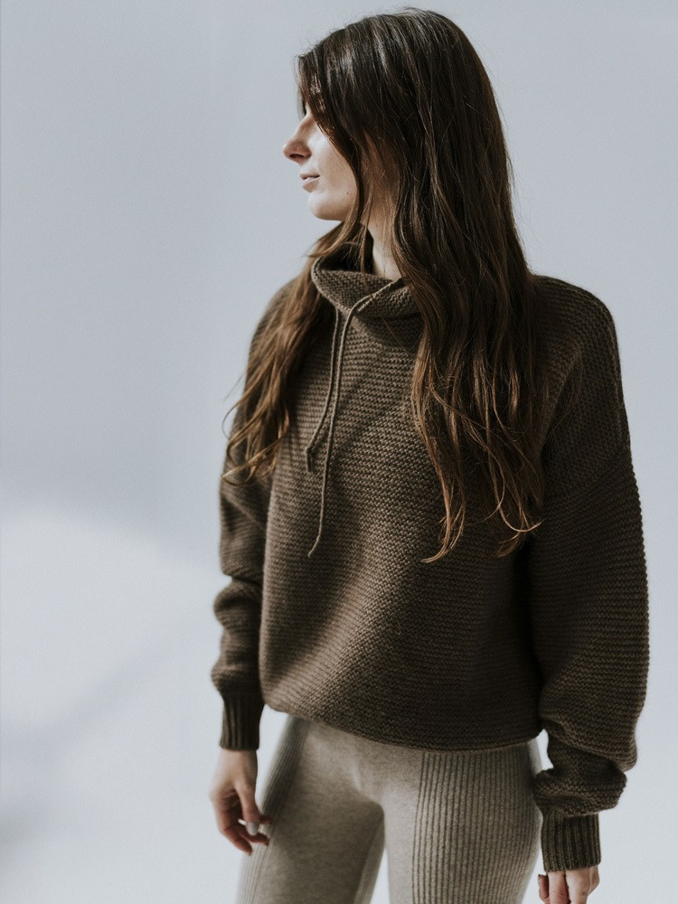 Sweter z wełny jaka 100% brązowy