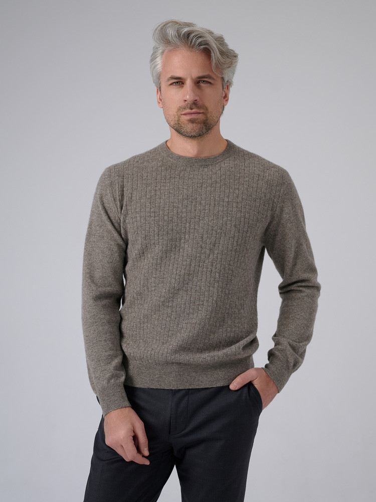 Sweter z wełny jaka z ozdobną fakturą