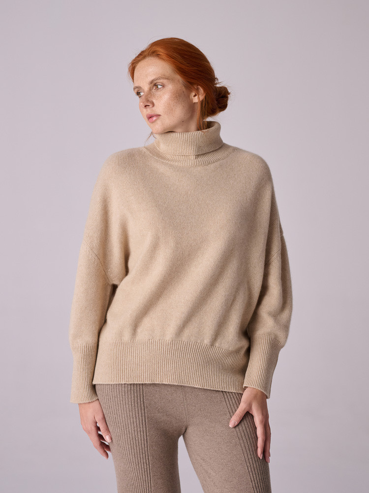 Organiczny golf kaszmirowy oversize