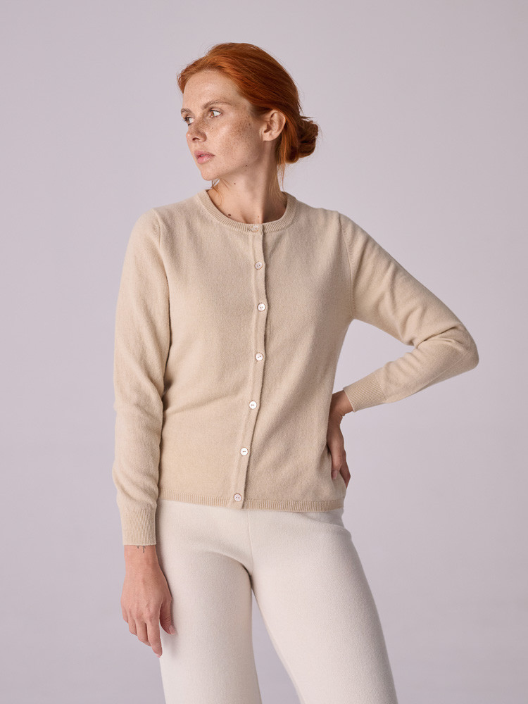 Sweter z wełny owczej rozpinany