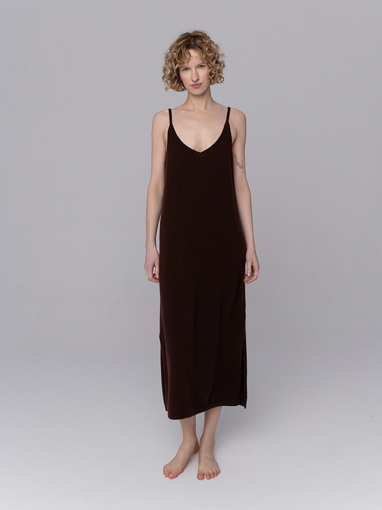Sukienka kaszmirowa maxi